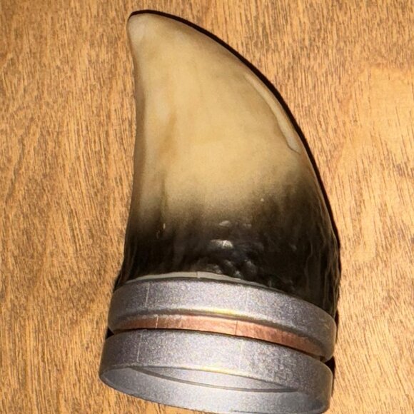 Star Wars Galaxy's Edge Savi's Elemental Nature Rancor Tooth Lightsaber Scrap - Picture 3 of 3